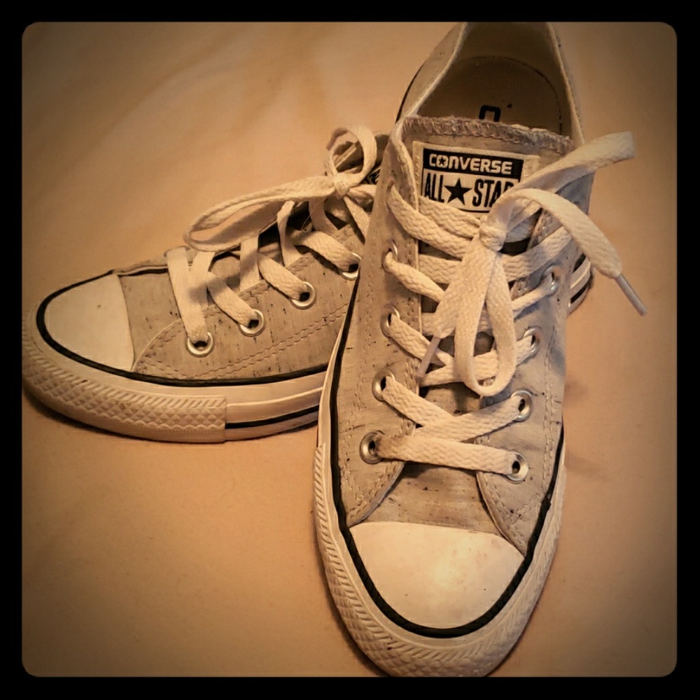 Converse sneaker